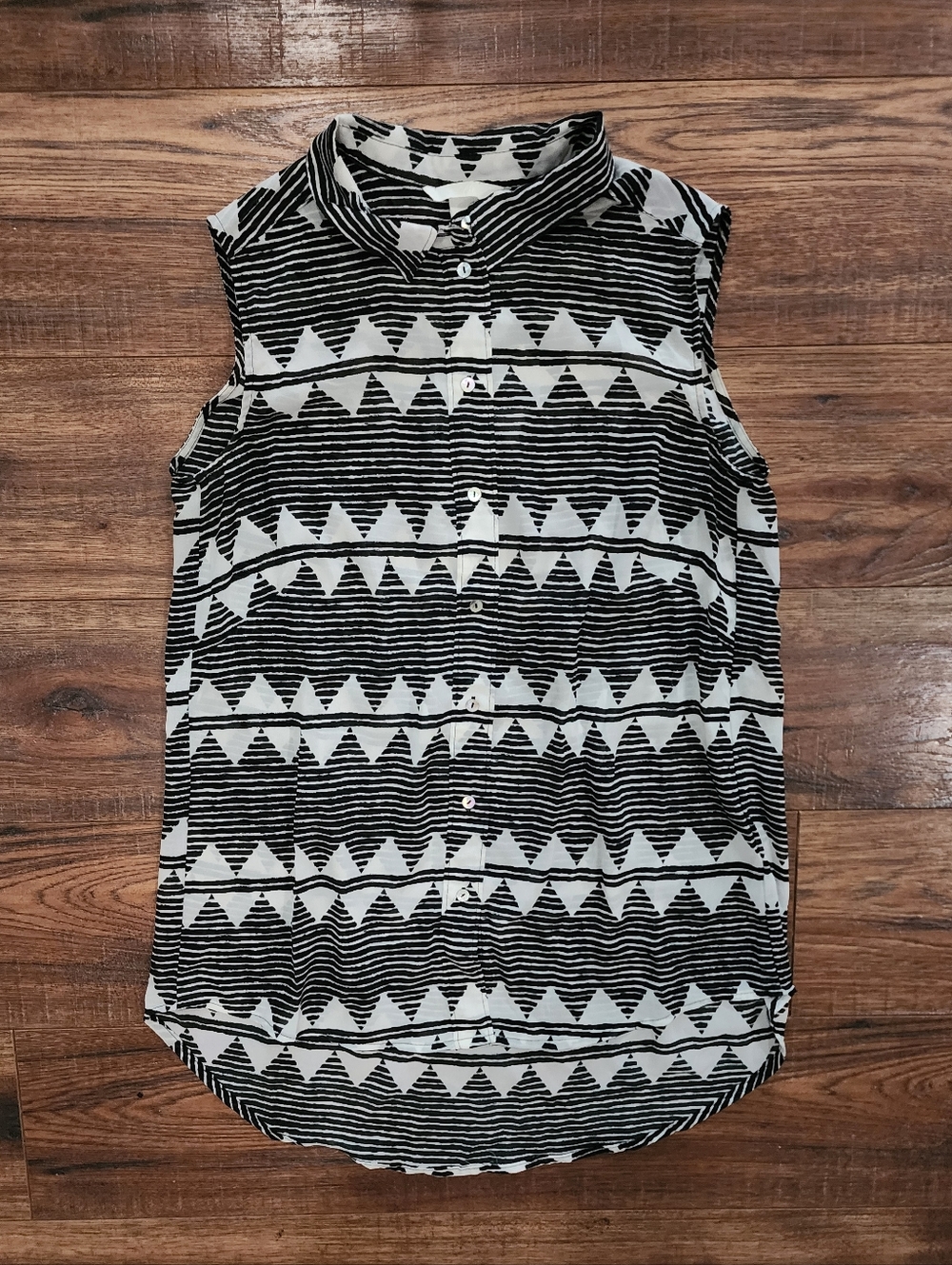 H&M Women's Striped Sleeveless Sheer Button Down Tunic Blouse Size 4